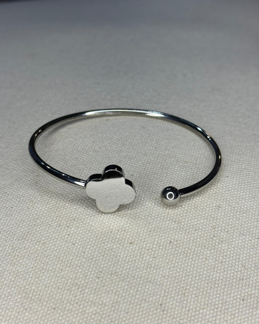 Shape Bangle Flower Silver