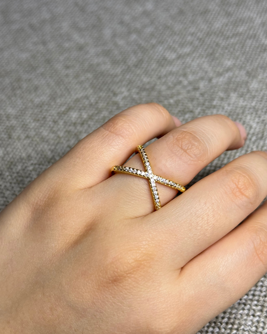 X RING GOLD