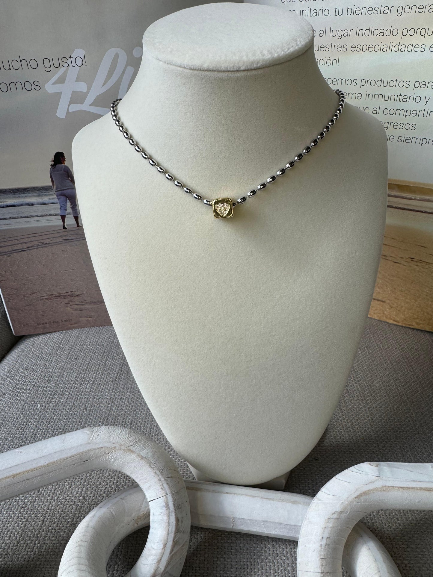 BEADS NECKLACE SILVER HEART GOLD